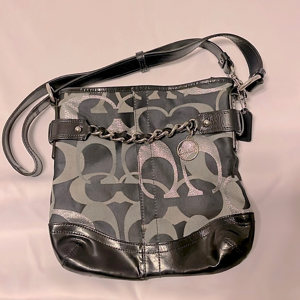 Vintage Coach optic metallic (Blue) Excellent condition